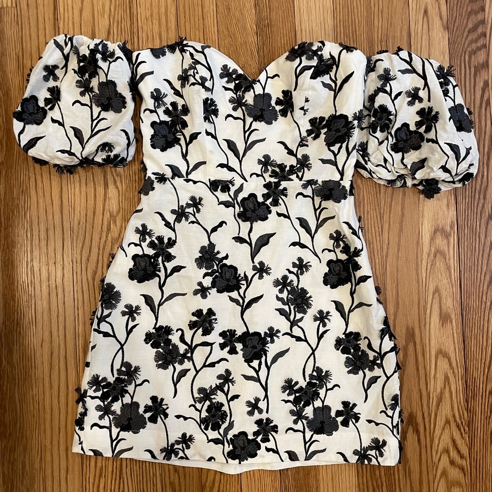 NWOT Anthropologie Sabrina White Dress Black Floral Pattern Puff Sleeves